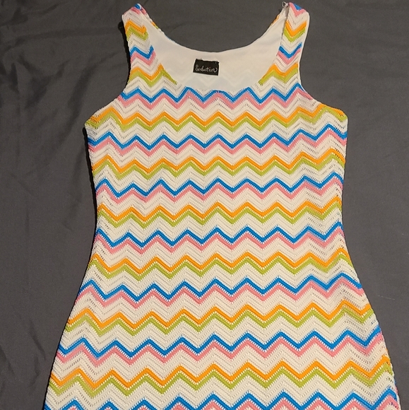 5 for 25$ Gorgeous colorful mini dress - Picture 1 of 3